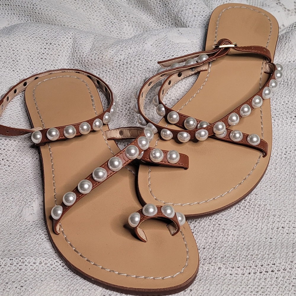 Amazon, tan, size 36